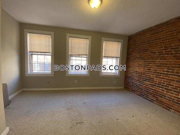 Phillips St., Boston