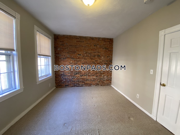 Phillips St., Boston