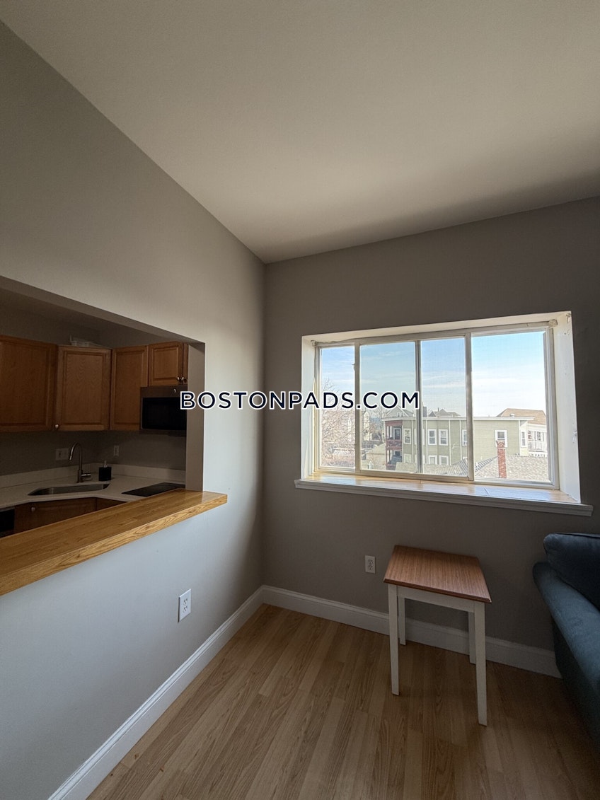 Winthrop - $2,000+ /month