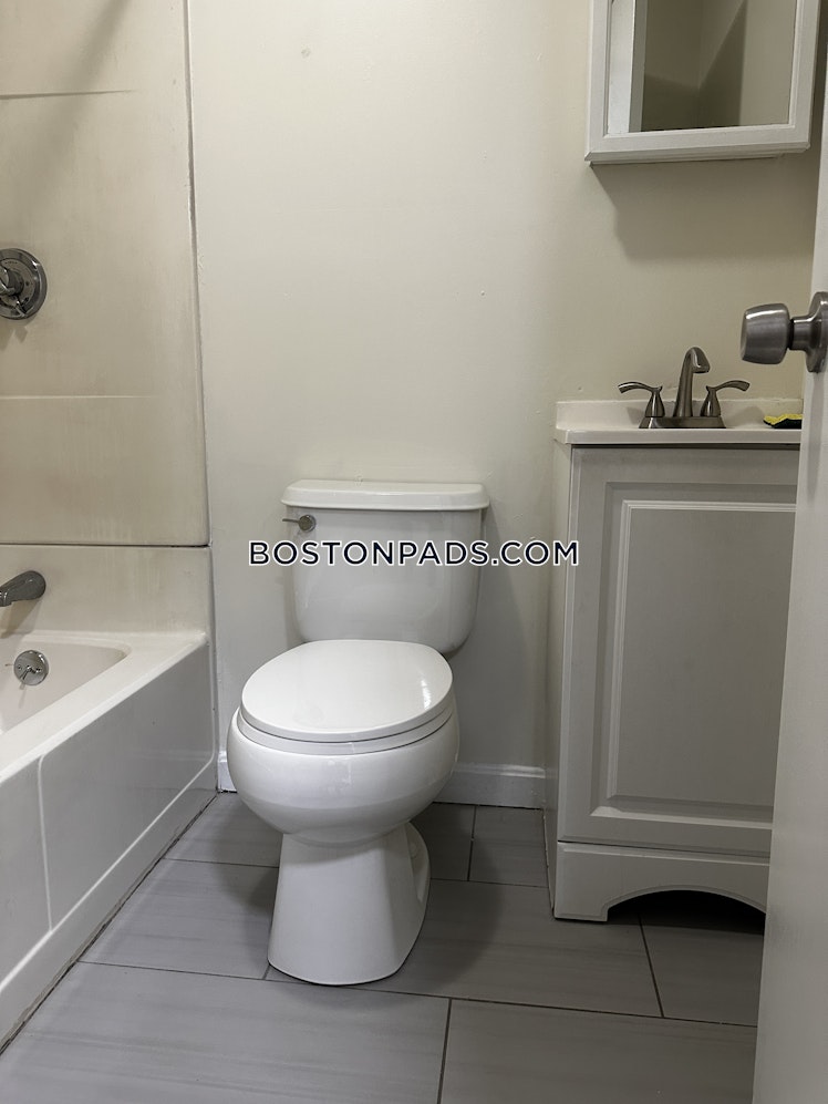 Wait St., Roxbury Crossing