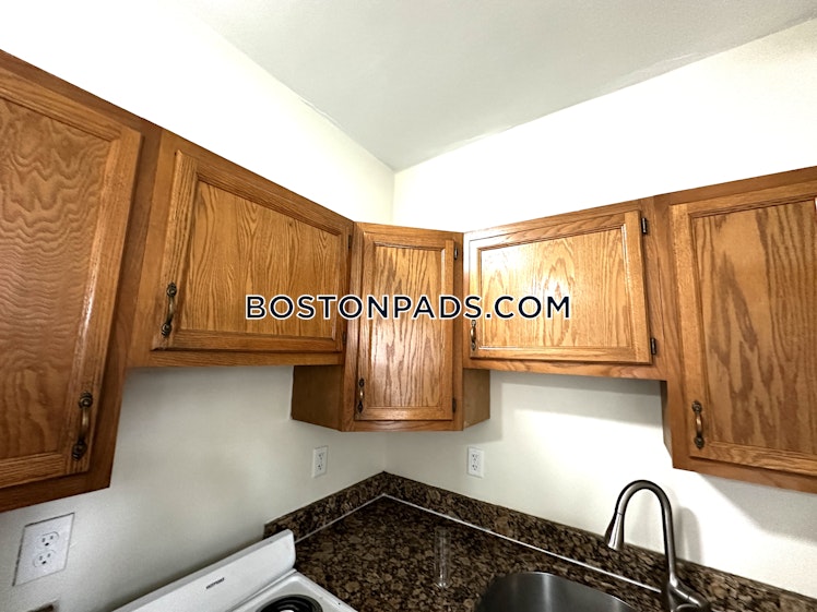 Wait St., Roxbury Crossing