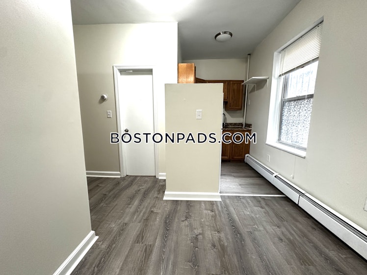 Wait St., Roxbury Crossing