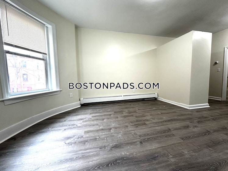 Wait St., Roxbury Crossing