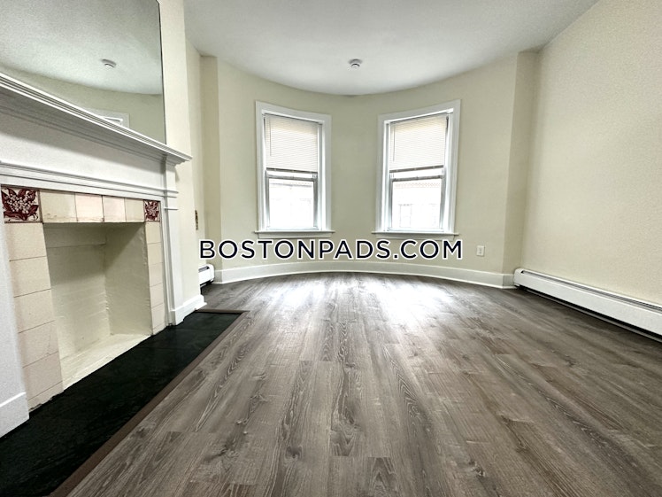 Wait St., Roxbury Crossing