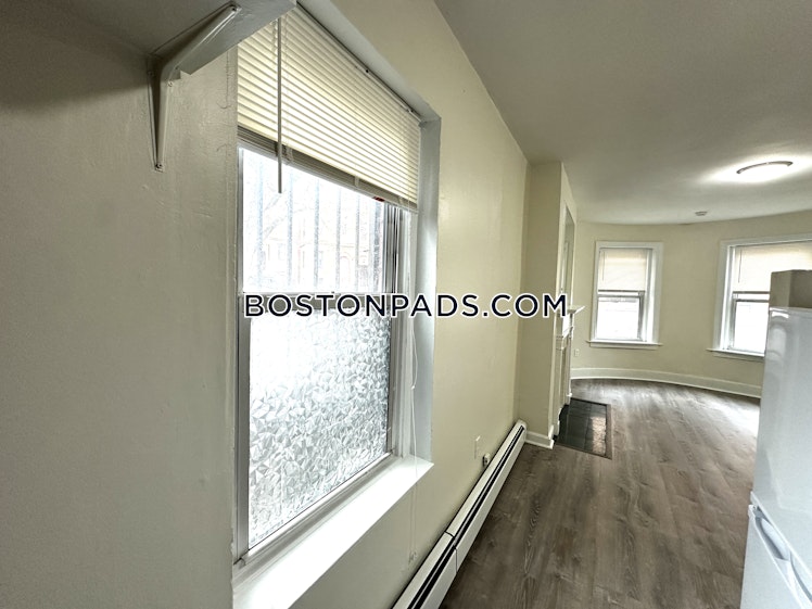 Wait St., Roxbury Crossing