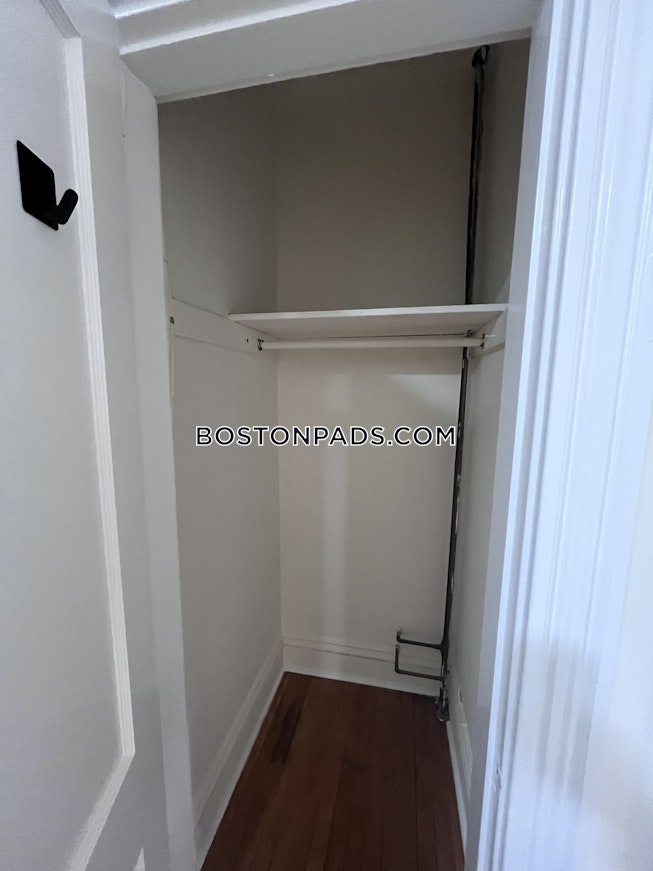 Boston - $2,500+ /mo