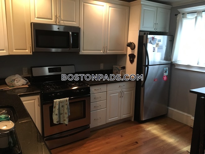 Boston - $2,950+ /mo