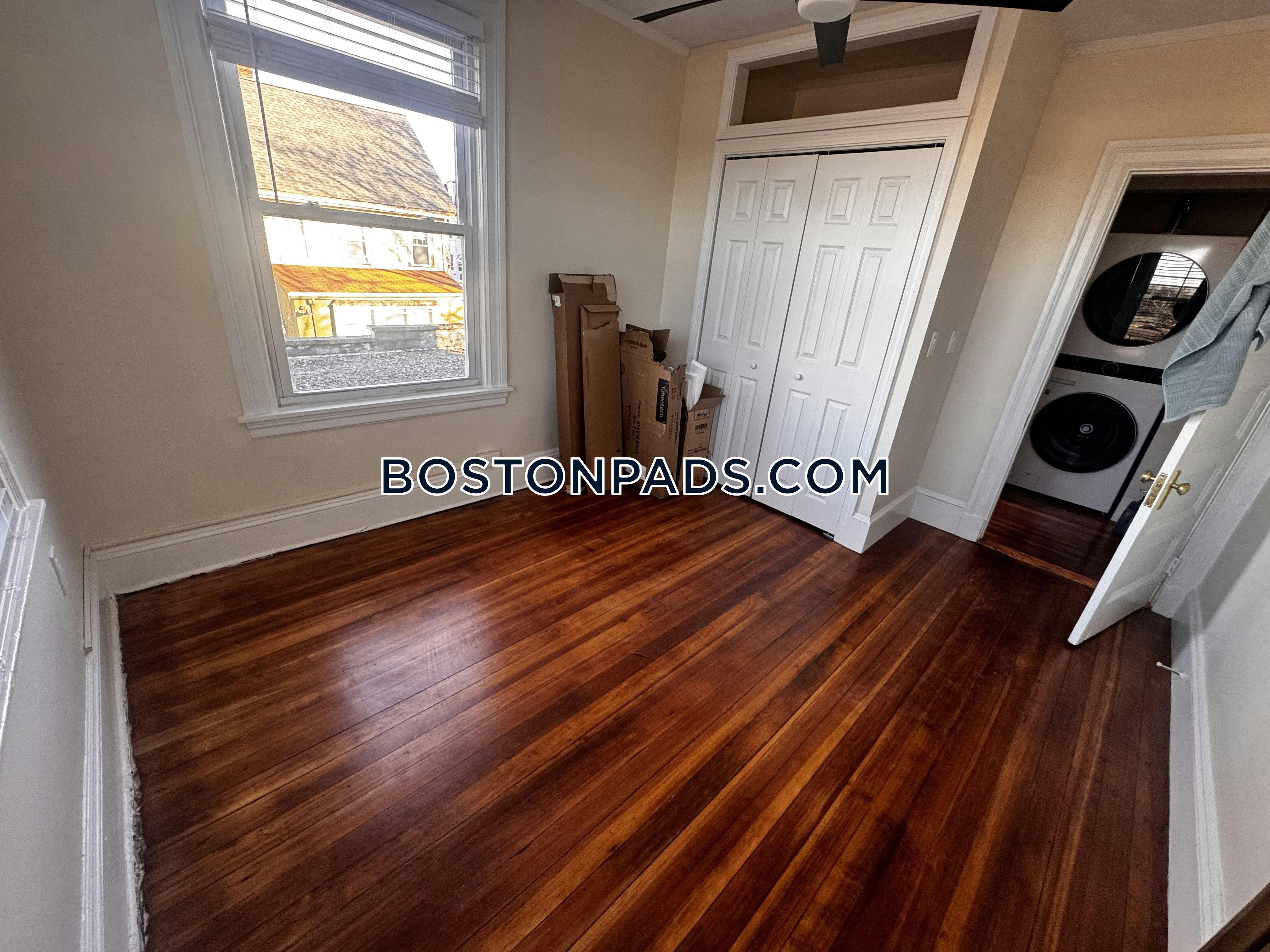 Boston - 7 Beds, 4 Baths