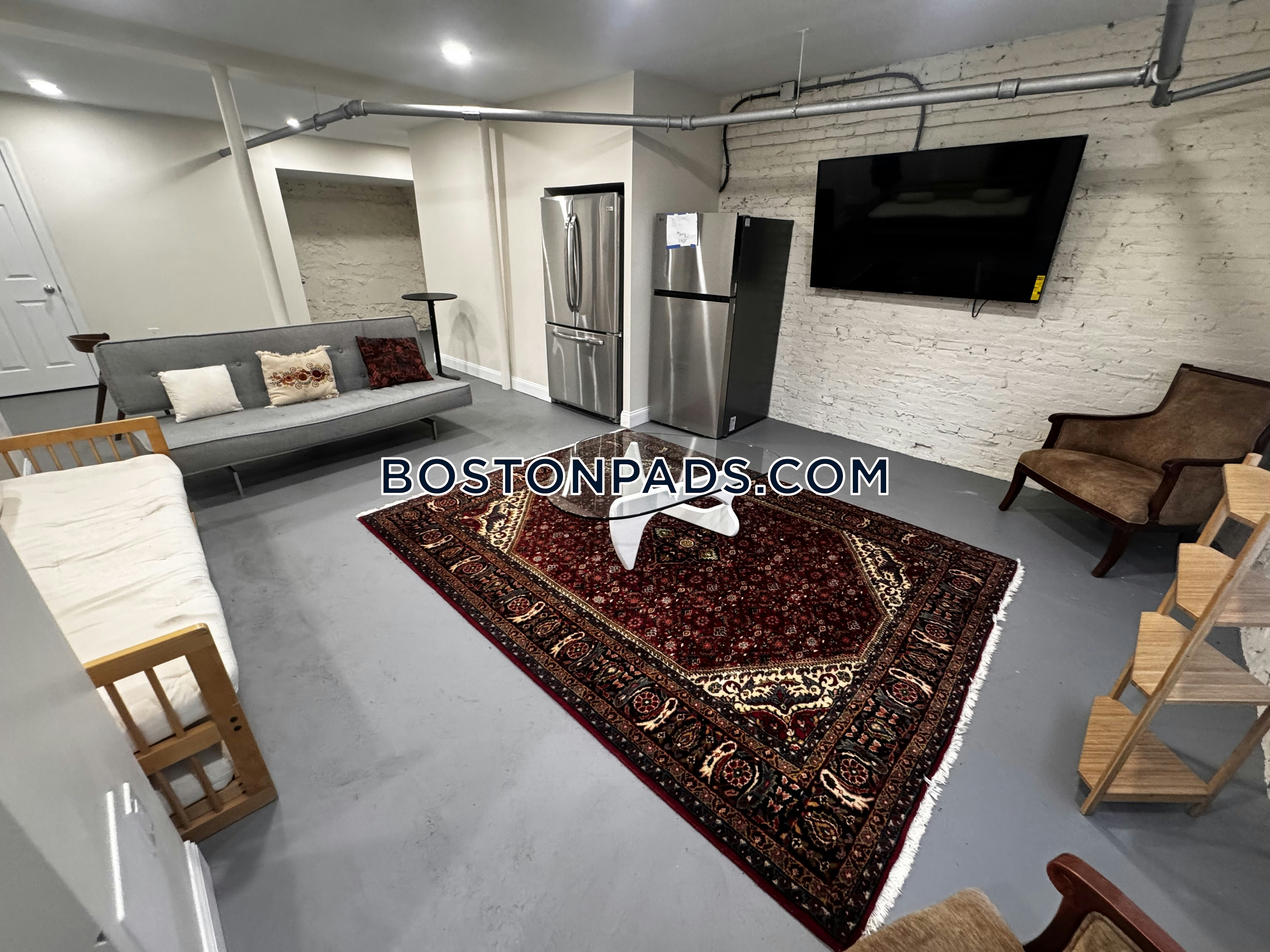 Boston - 7 Beds, 4 Baths