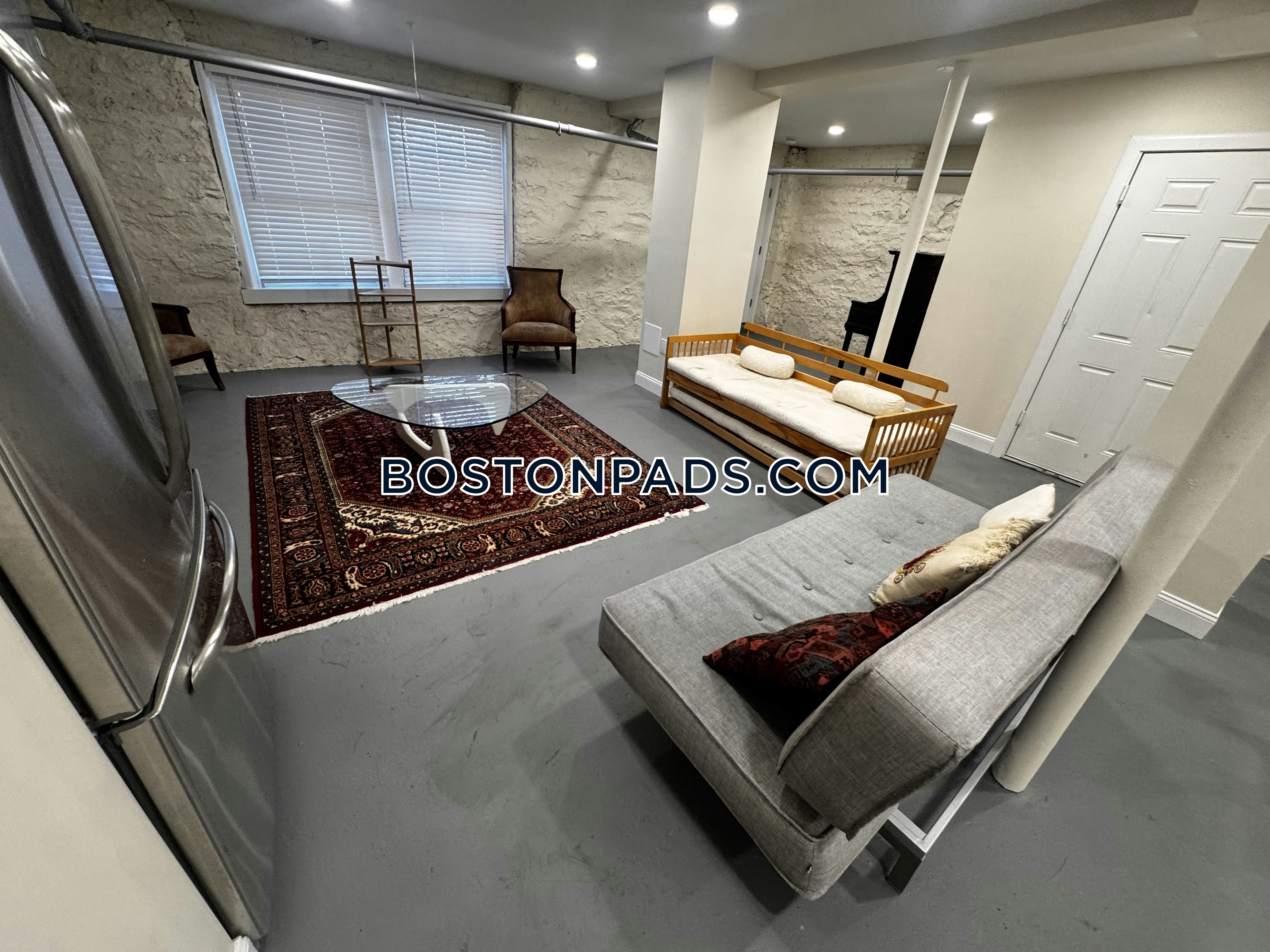 Boston - 7 Beds, 4 Baths