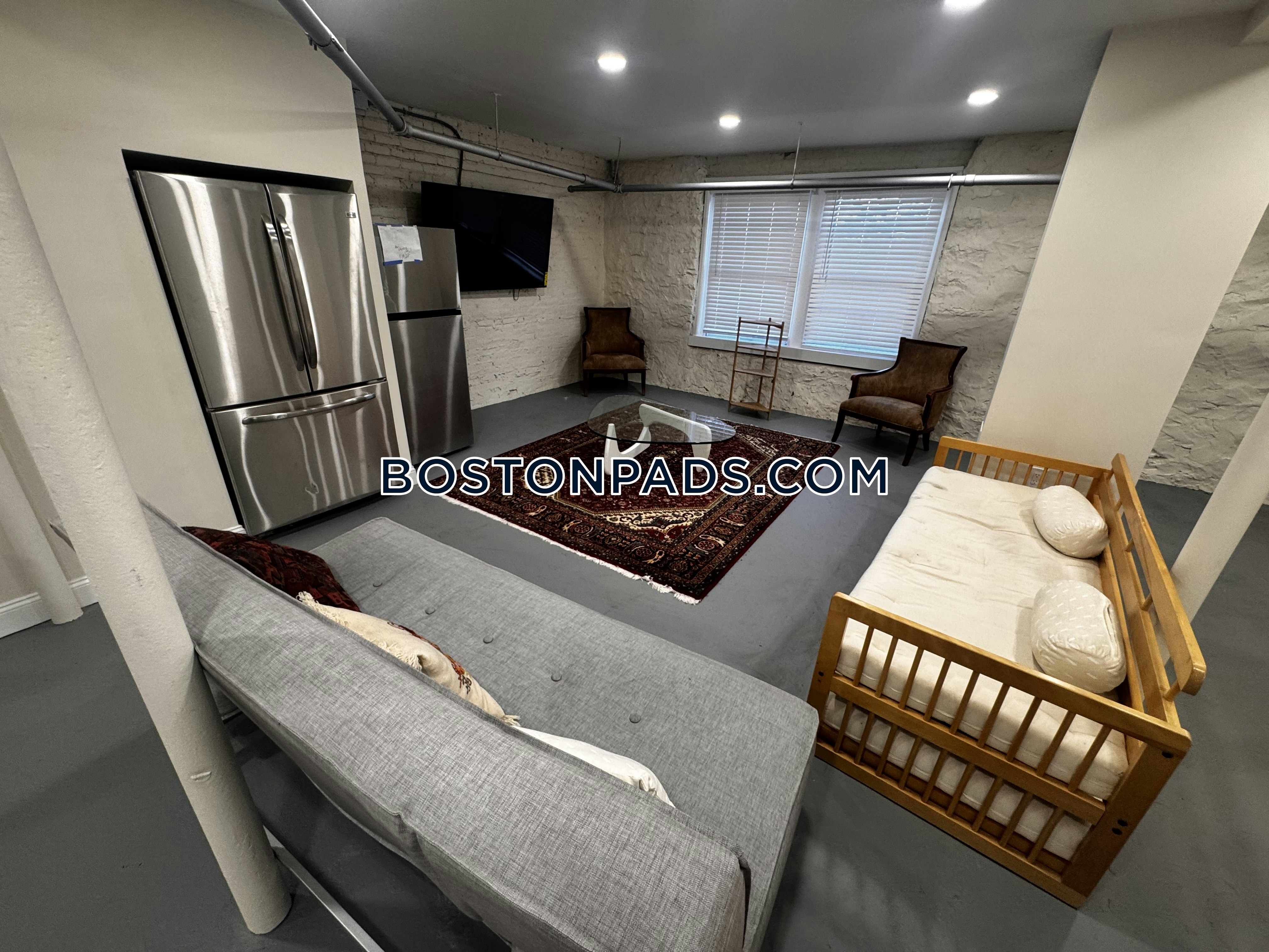 Boston - 7 Beds, 4 Baths