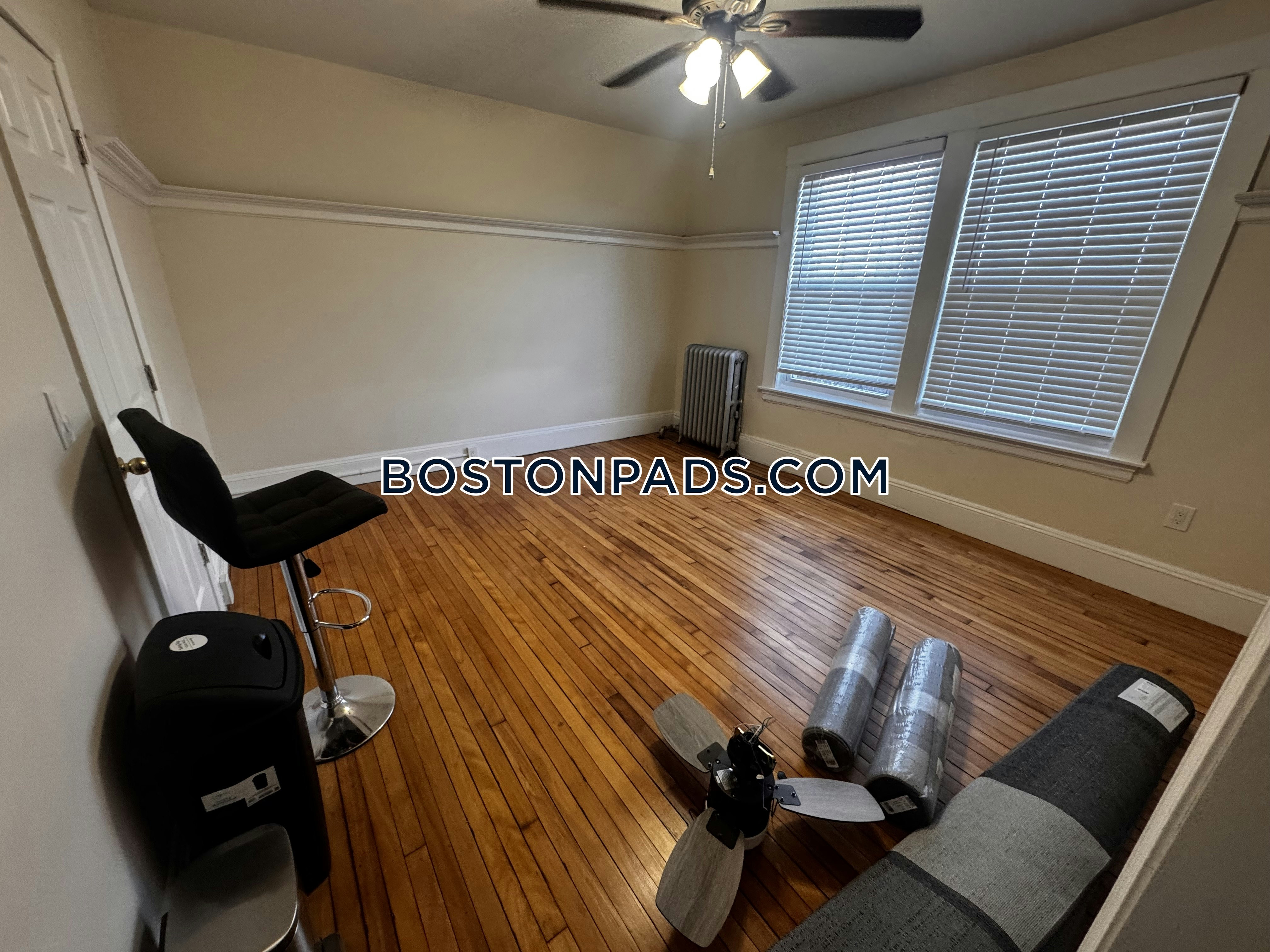 Boston - 7 Beds, 4 Baths