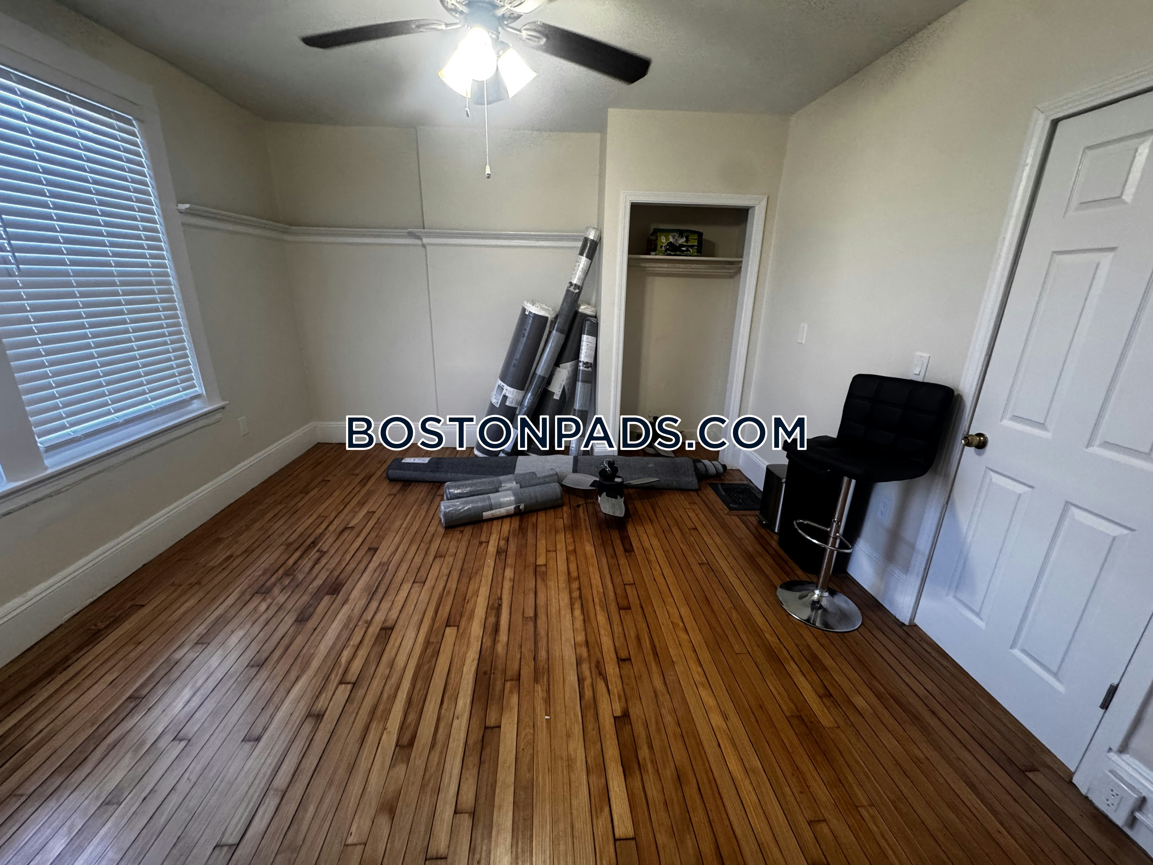 Boston - 7 Beds, 4 Baths