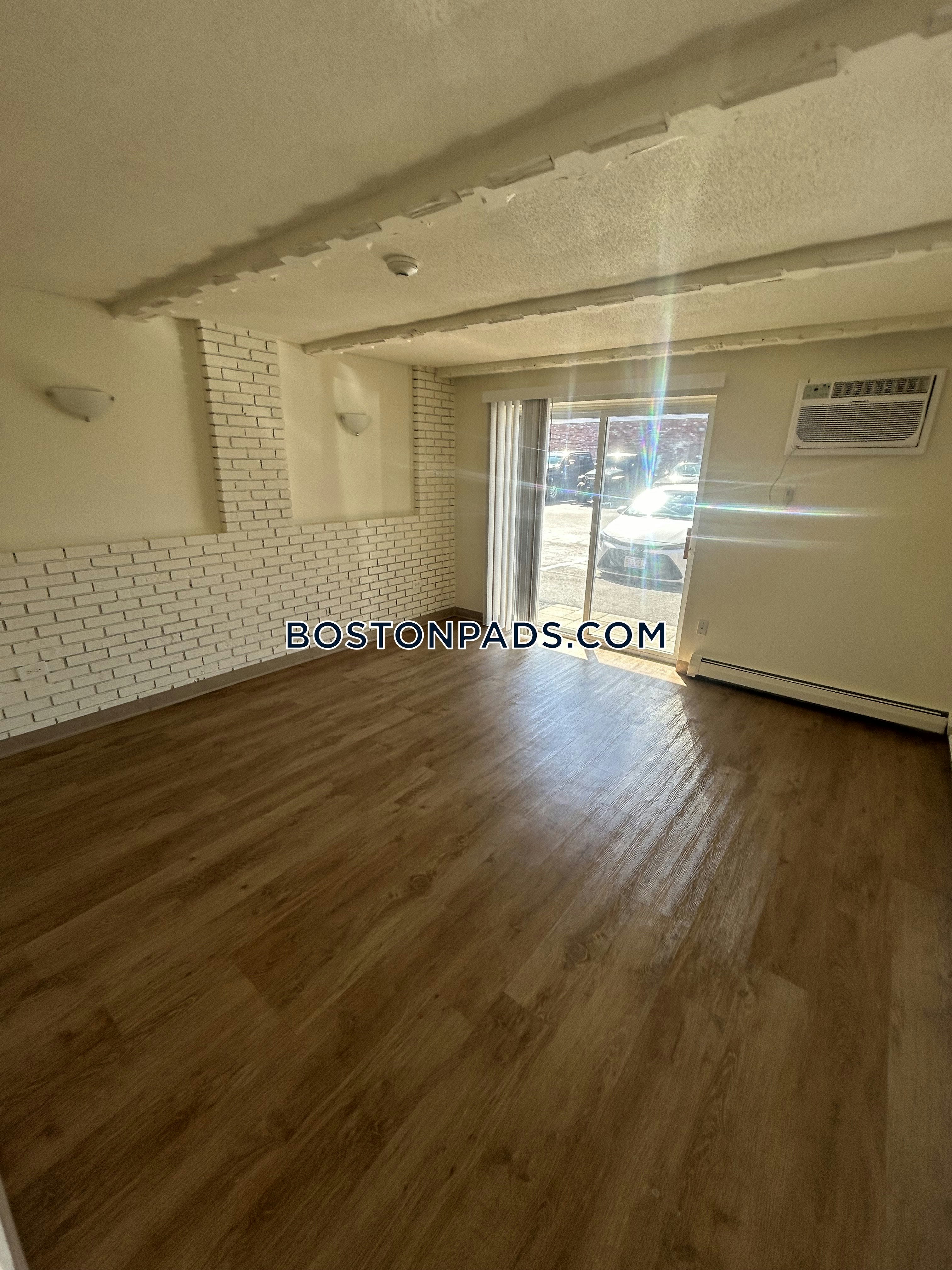 Revere - 1 Beds, 1 Baths