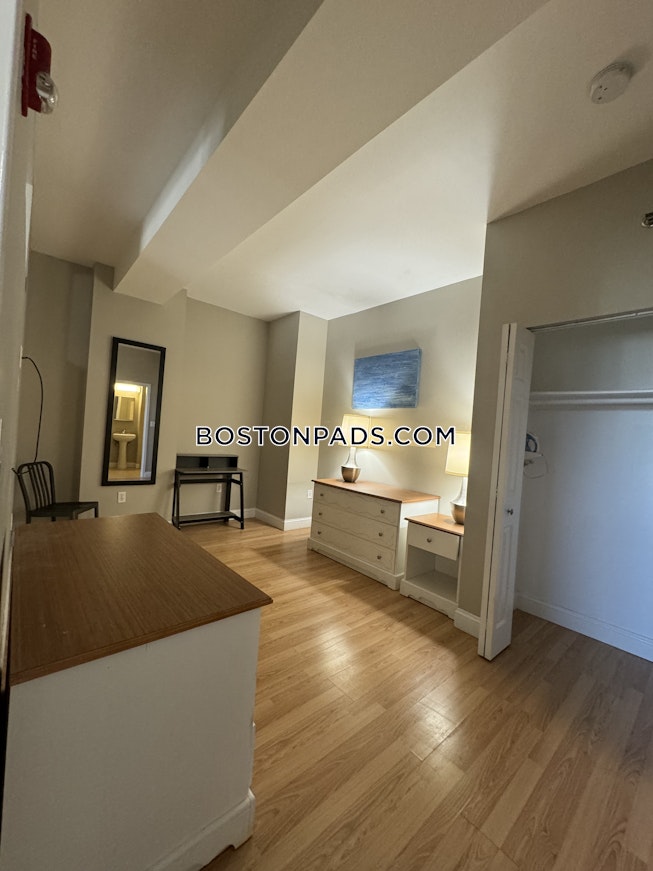 Winthrop - $2,000+ /mo