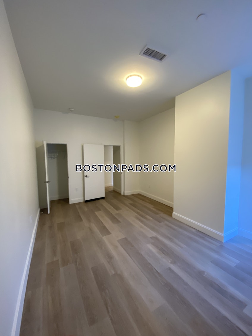 Boston - $3,100+ /month