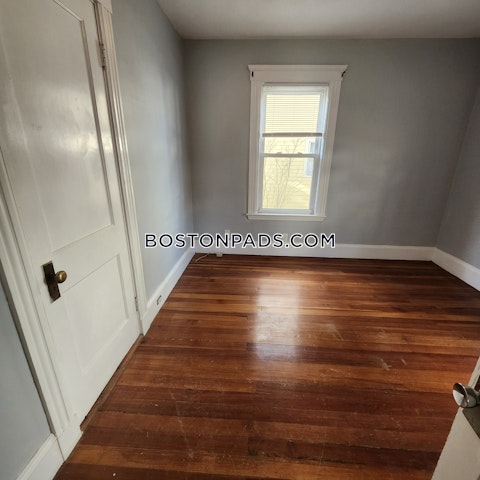 Orchard St. Medford photo 18