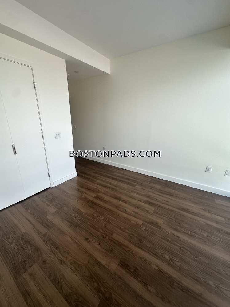 Boylston St., Boston