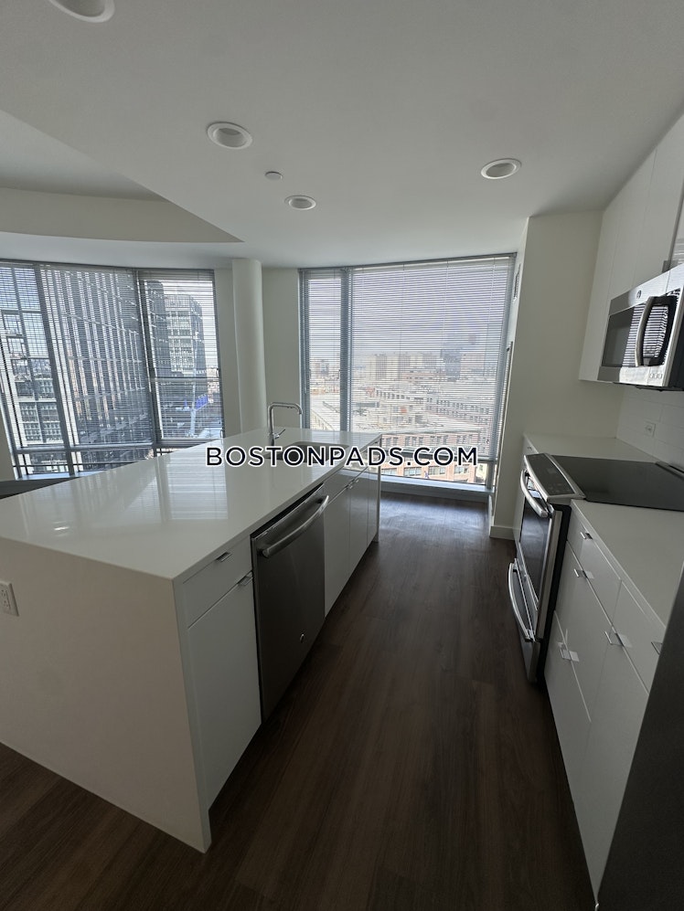 Boylston St., Boston