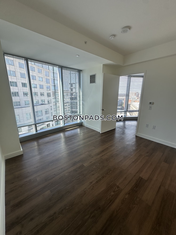 Boylston St., Boston