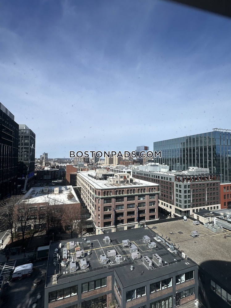 Boylston St., Boston