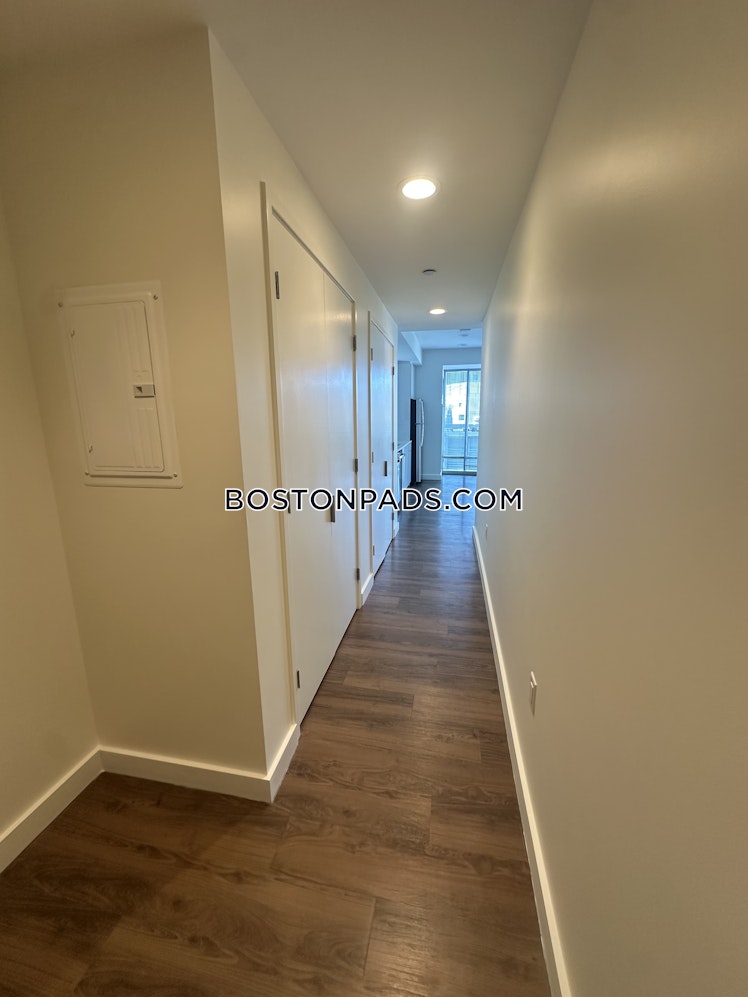 Boylston St., Boston