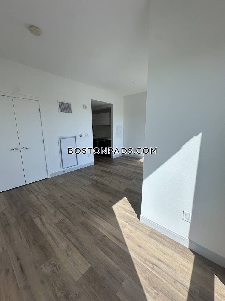 Boylston St., Boston