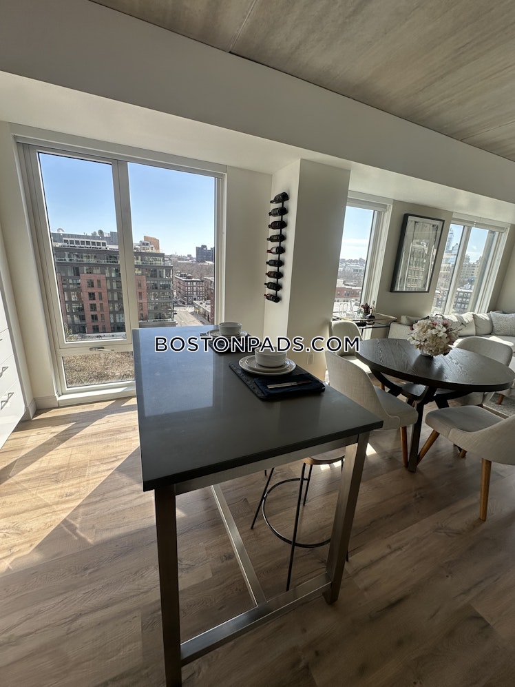 Boylston St., Boston