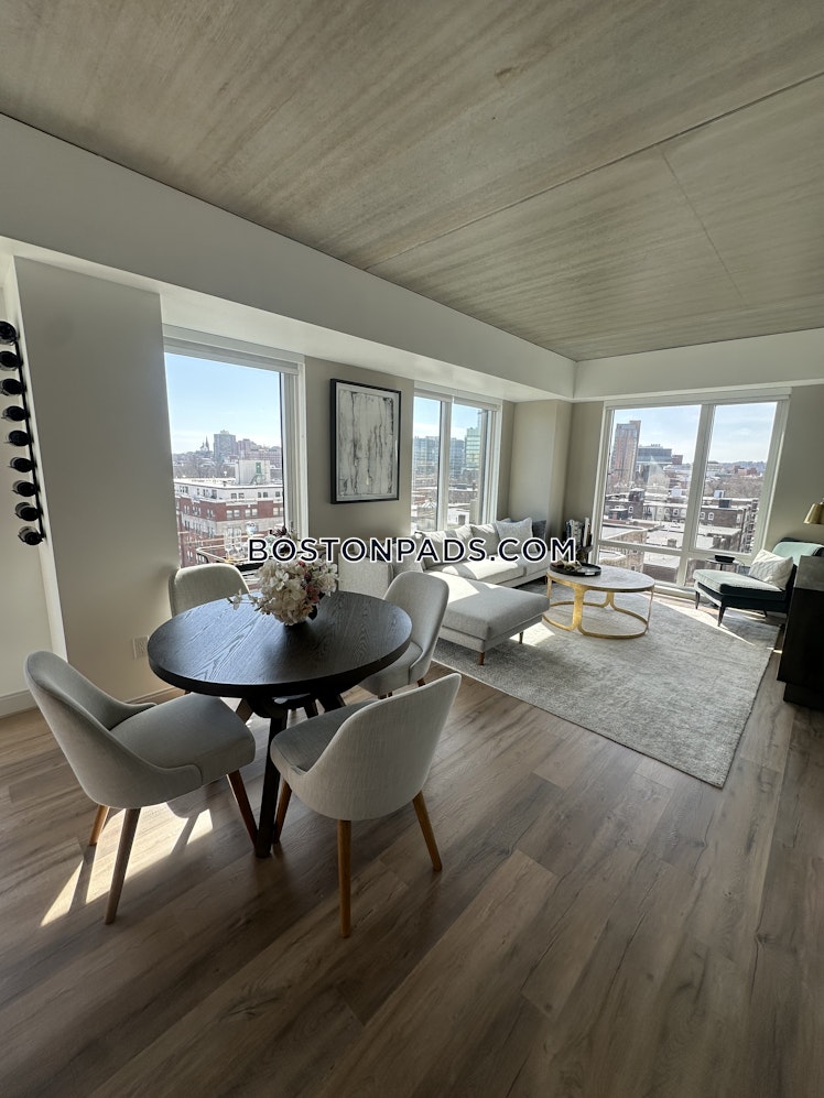 Boylston St., Boston