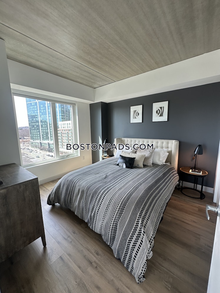 Boylston St., Boston