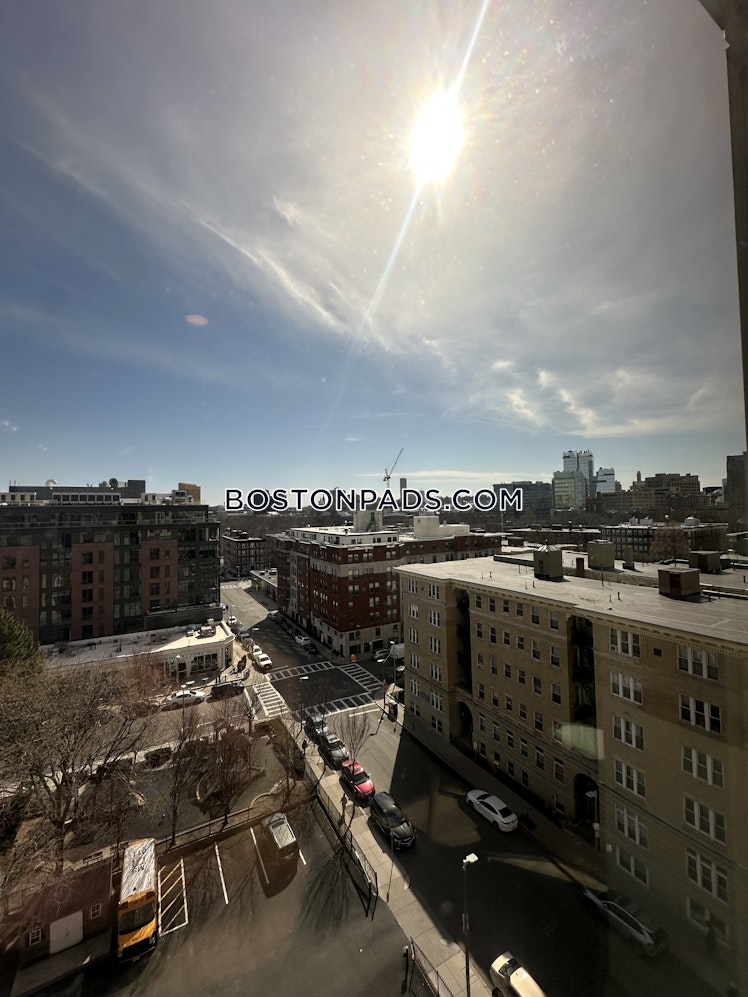 Boylston St., Boston