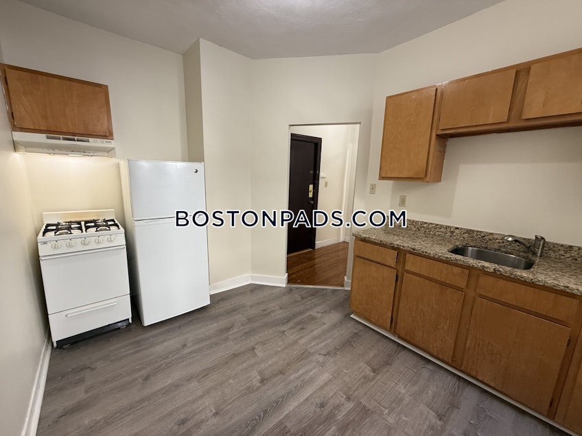 Boston - $2,150+ /month