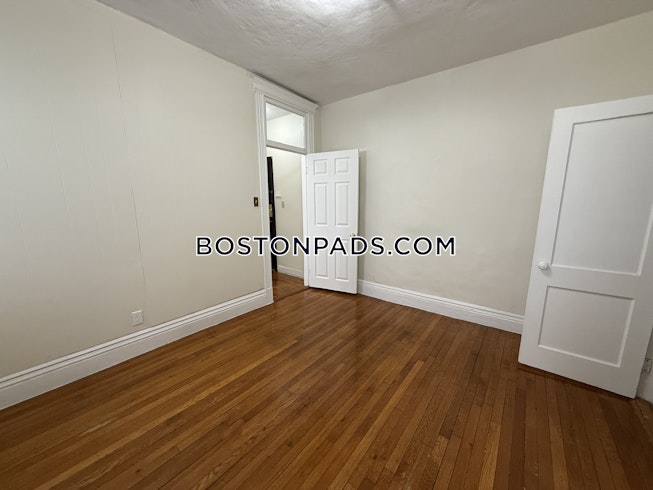 Boston - $2,150+ /mo