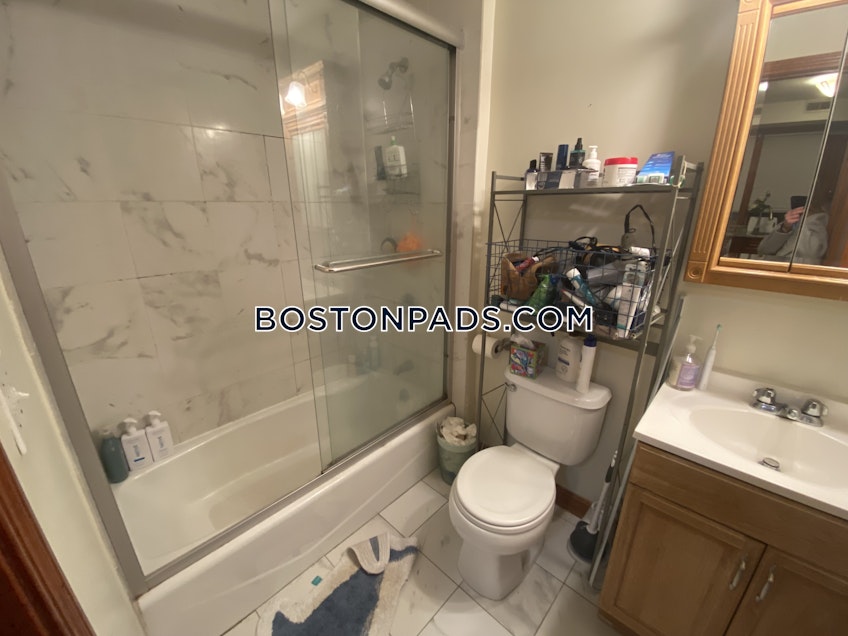 Boston - $5,400+ /month