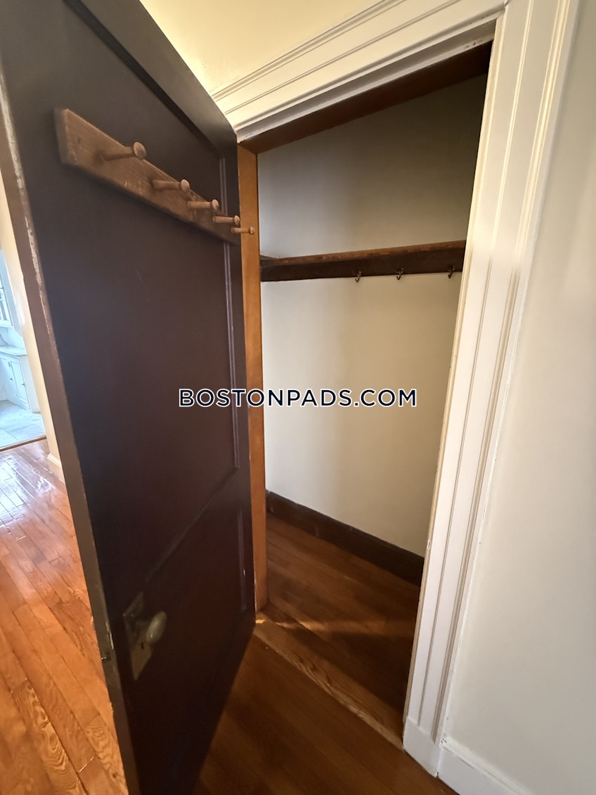Somerville - $4,250+ /month