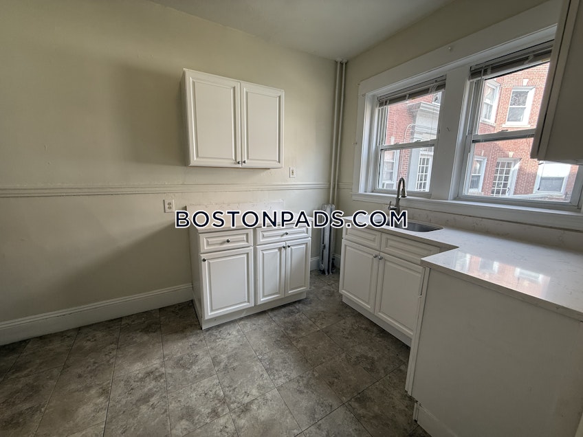 Somerville - $4,250+ /month