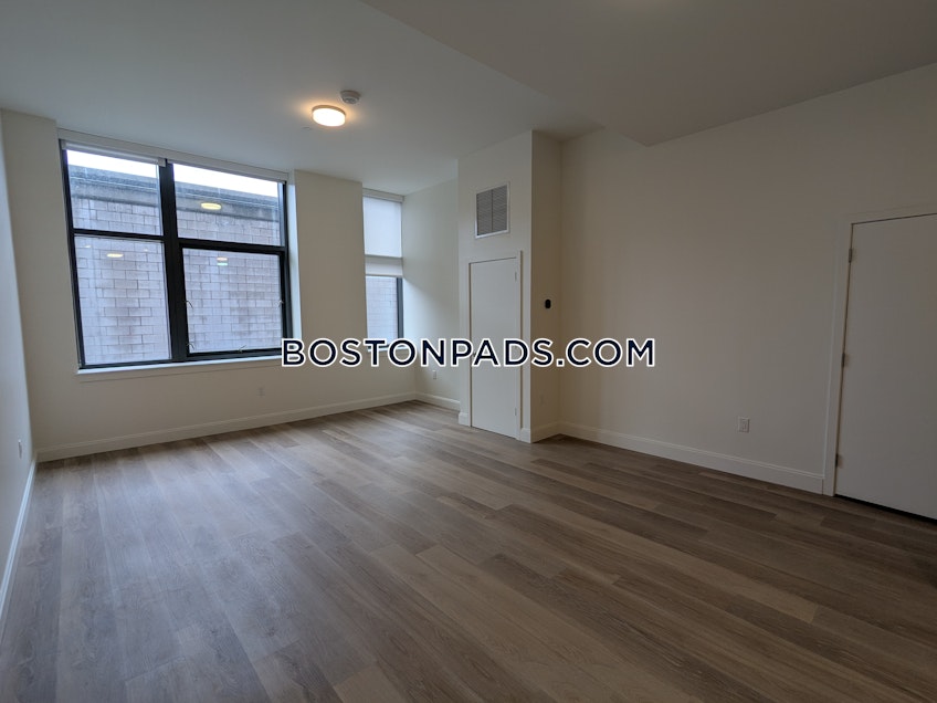 Boston - $3,100+ /month