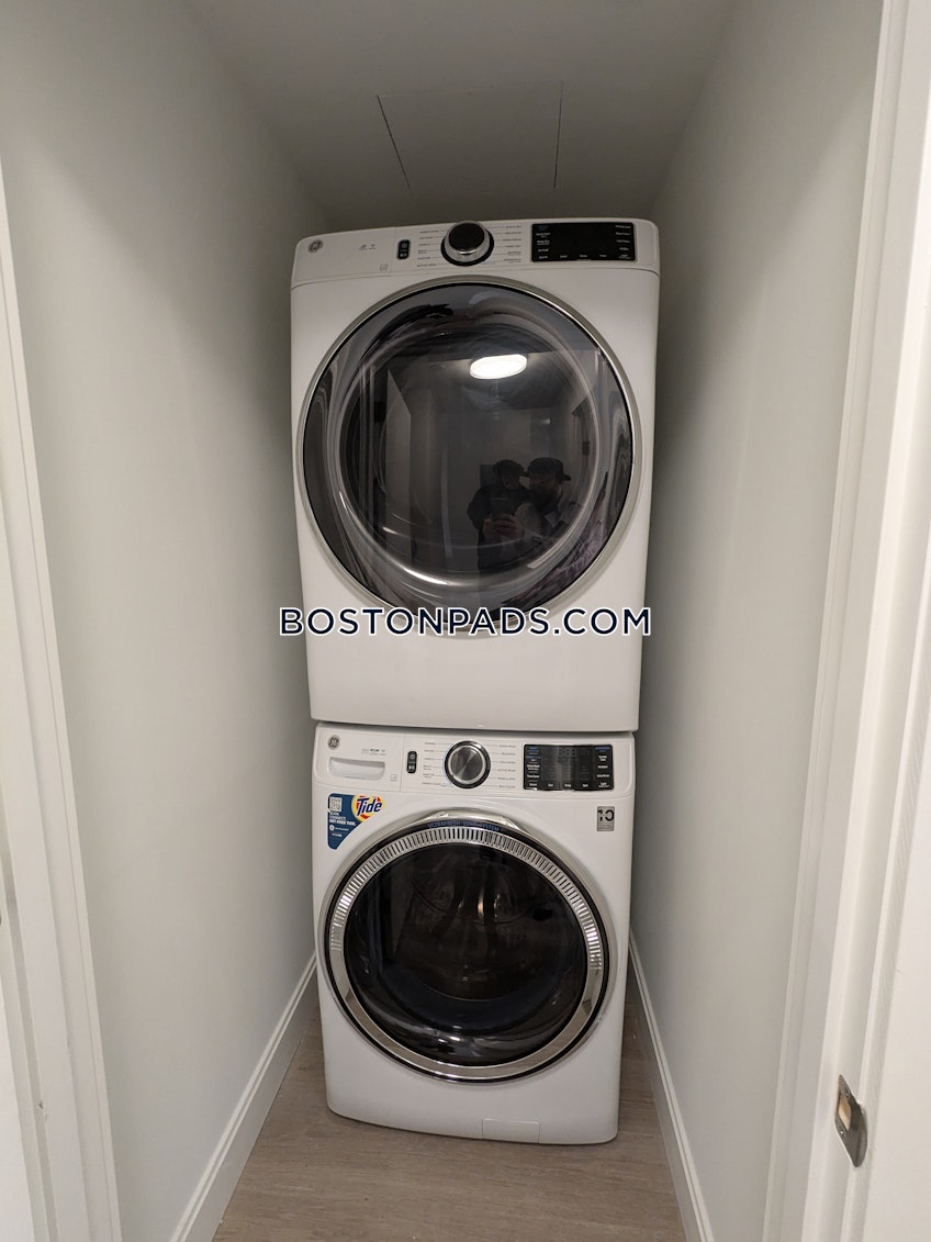 Boston - $3,100+ /month