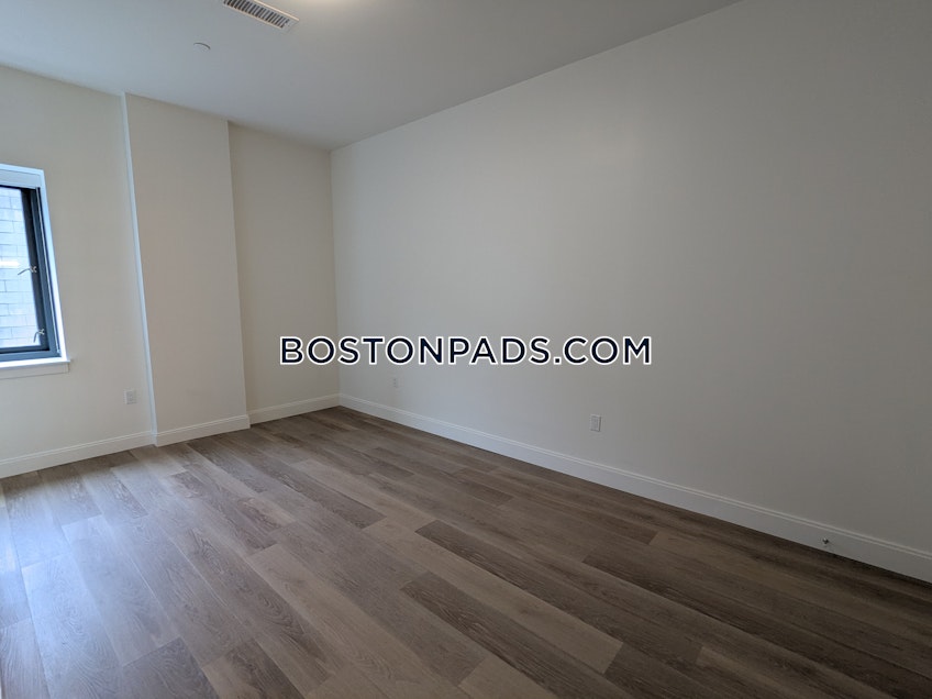 Boston - $3,100+ /month