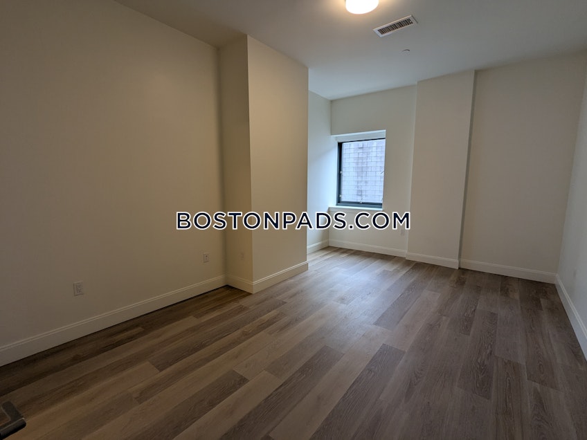 Boston - $3,100+ /month