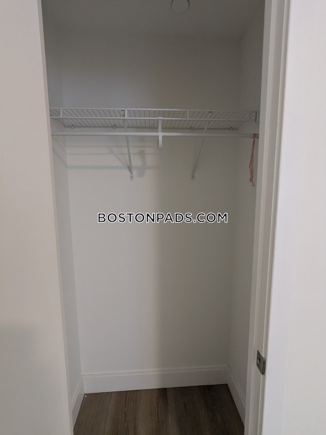 Boston - $3,100+ /mo