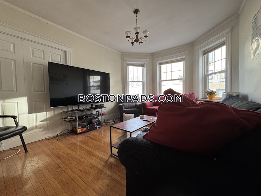 Cambridge - $4,200+ /month