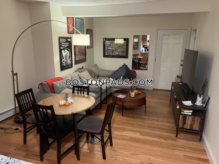 Sacramento St., Cambridge