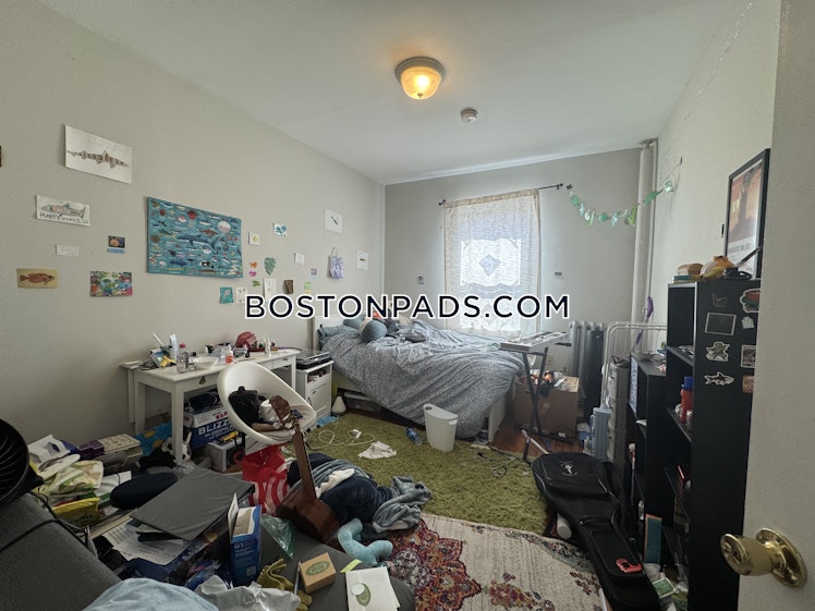 Hemenway St., Boston