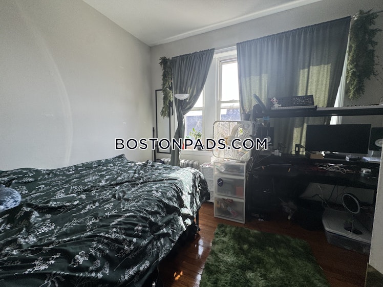 Hemenway St., Boston