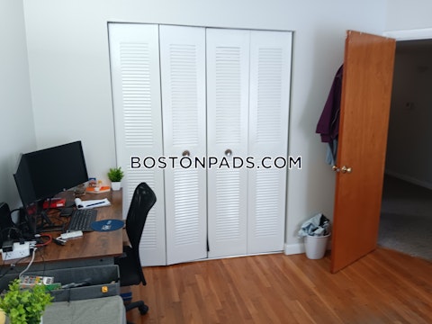 Hubbard Ave. Cambridge photo 10