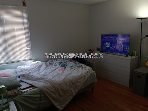 Hubbard Ave. Cambridge photo 8