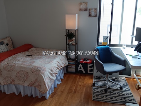 Hubbard Ave. Cambridge photo 7