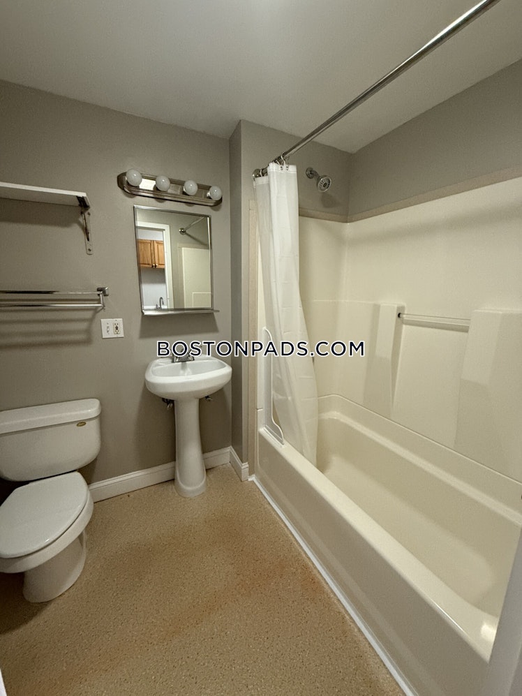 Shirley St., Winthrop