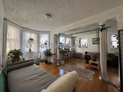 Malden Apartment for rent 2 Bedrooms 1 Bath - $2,800 No Fee